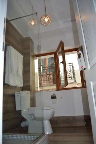 Отель Old City Bucharest NF Hotels Бухарест Стандартный двухместный номер с 1 кроватью-11