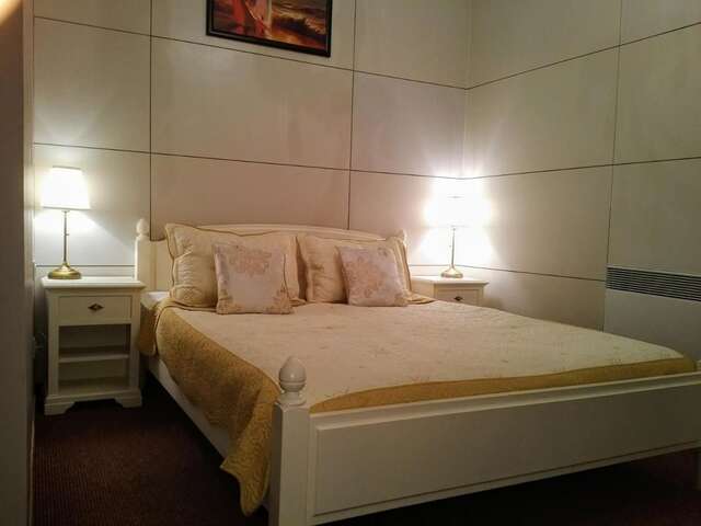 Отель Old City Bucharest NF Hotels Бухарест-37